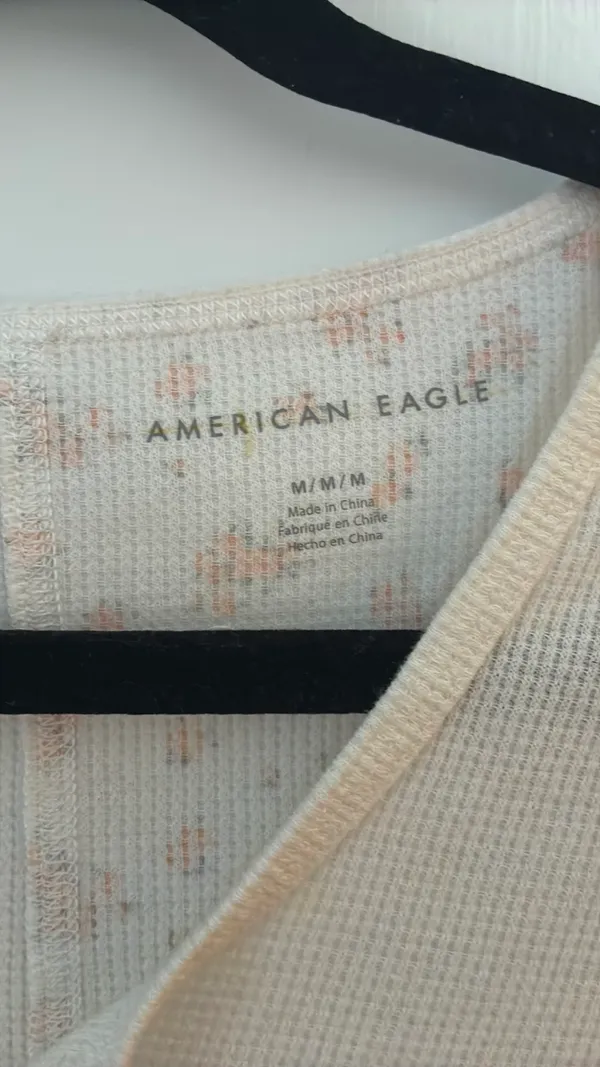 American Eagle Top Outfitters - Image 3