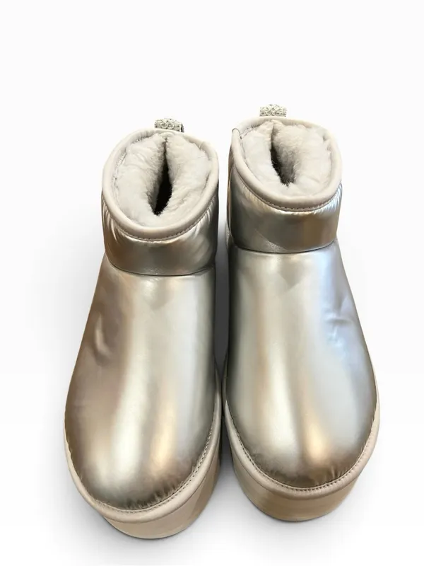 UGG Ultra Mini Platform Hi Shine Silver Boots Women’s 8 NWOB - Image 5