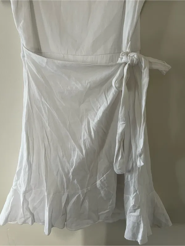 Trixxi White Puff Sleeve Wrap Mini Dress Medium Coastal European Summer Beach - Image 4