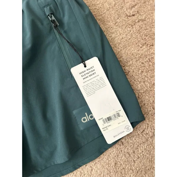 Alo High-Waist Elevation Fleece Lined Mini Skirt, Midnight Green, Size XS New - Image 5