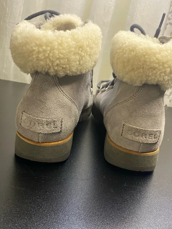 Sorel Harlow Women’s Size 7 Lace Cozy Waterproof Leather Shearling Booties Boots - Image 3