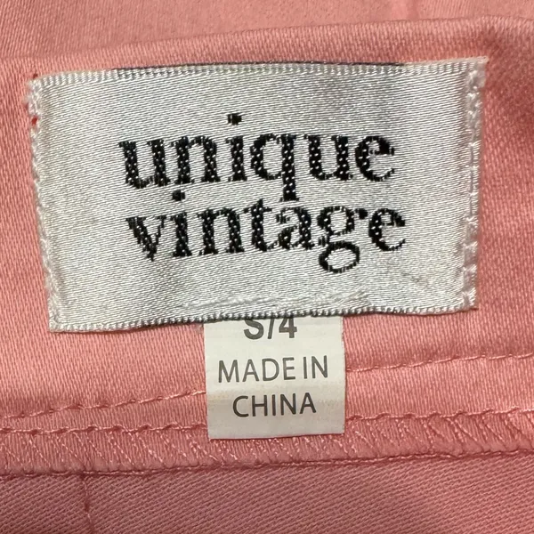 Unique Vintage Pink Scallop Shorts (S) - Image 3