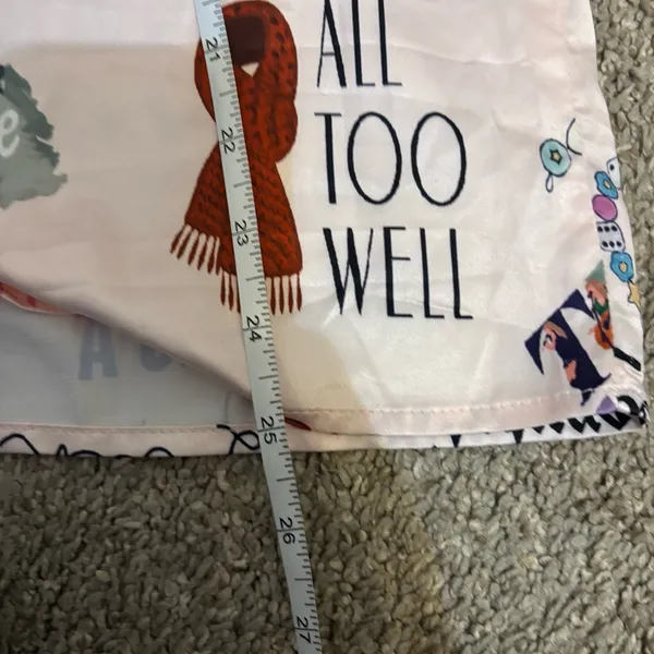 Source Unknown Women’s XL Taylor Swift Button Down Short Pajama Set Silky Like Fabric Swiftie - Image 8