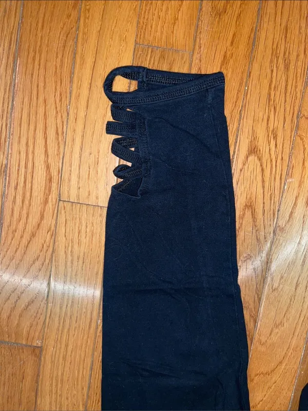 Black Capris Leggings - Image 2