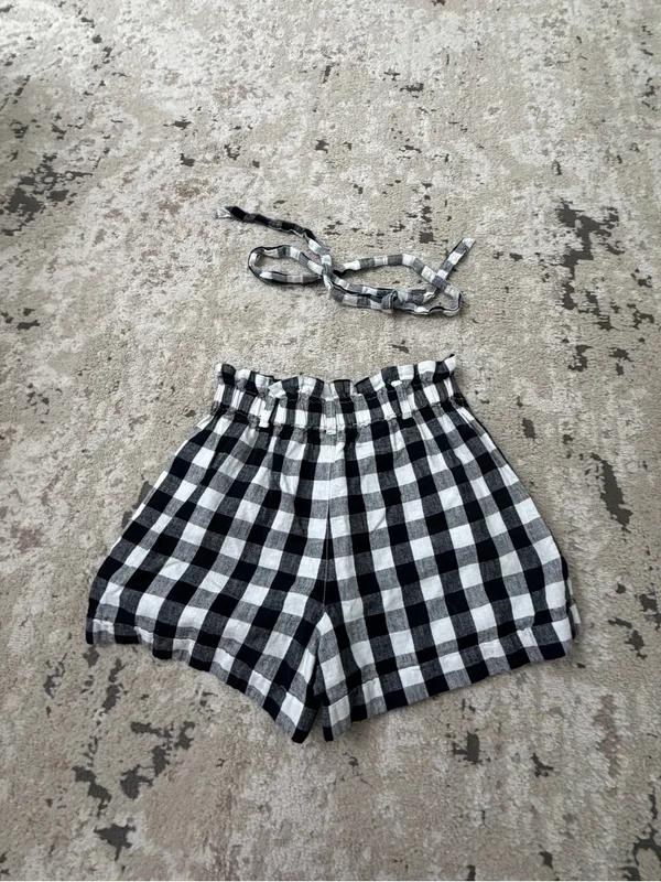 Madewell Black & White Check Linen Blend Paperbag Belted Shorts Size 4 - Image 3