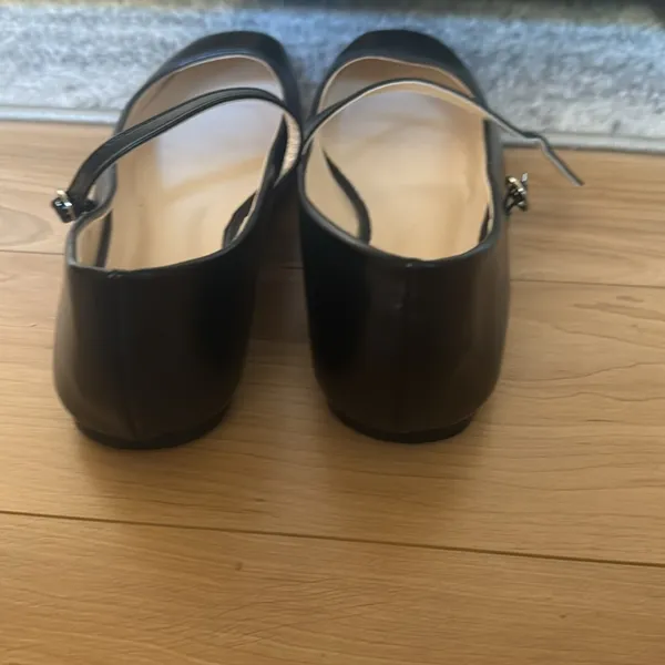 musshoe black square ballet flat Size 8 - Image 4