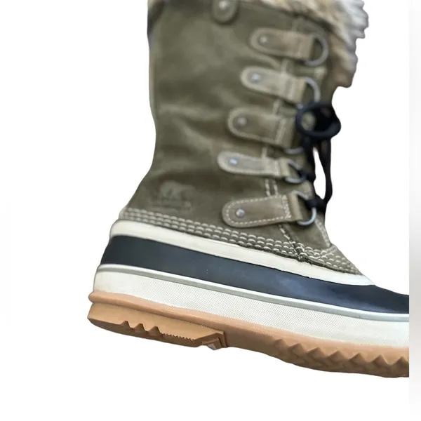 Sorel Joan of Arctic Green Waterproof Faux Fur Winter Snow Boots Size 6 - Image 8