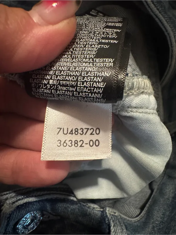 7 For All Mankind The Ultra High Rise Slim Kick Distressed Jeans- 28 - Image 10