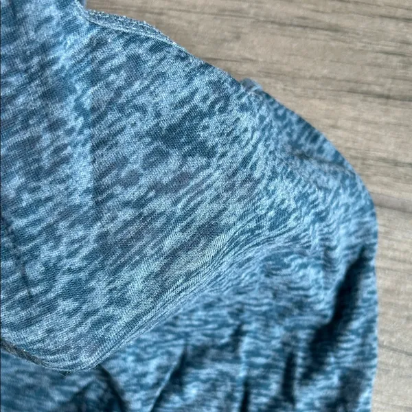 Old Navy Heathered Blue Women's Tank Top - Image 4