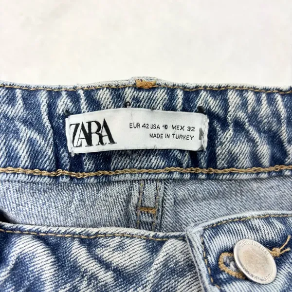 Zara Women's Light Blue Straight Leg‎ Jeans Size 10 - Image 6