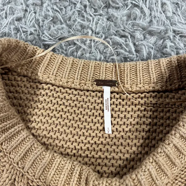 Free People Sweater - Image 3