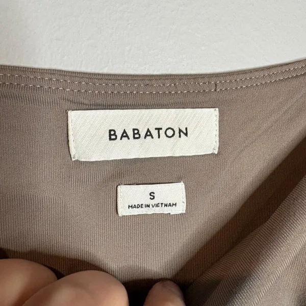 Aritzia Babaton taupe square neck bodysuit - Image 4