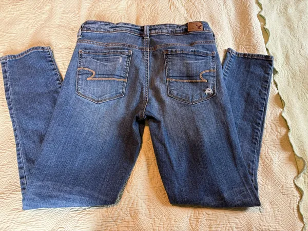 American Eagle Jeans - Image 3