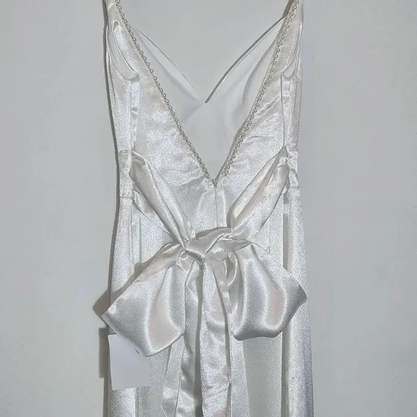 Lulus White Satin Wedding Dress with Pearl Straps NWT Size XS - Image 7