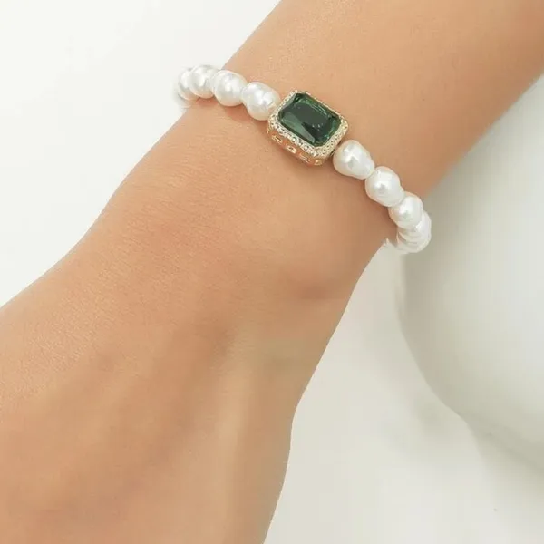 Emerald Jewel & Freshwater style Pearl bracelet - Image 3