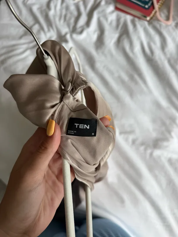 Aritzia Ten Top Tank - Image 4