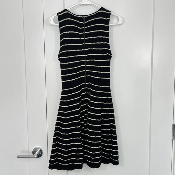 Alice + Olivia Small Black, White Monah Pinstripe Stretch Knit Sleeveless Dress - Image 9