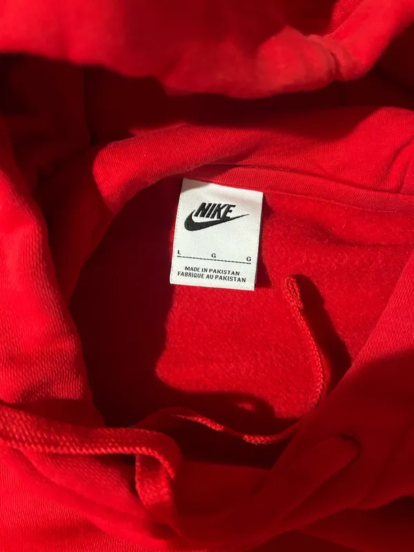 Red Nike hoodie - Image 3