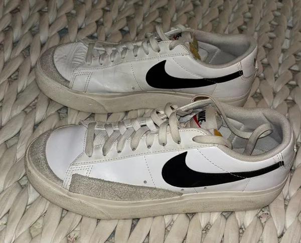 Nike Sneakers - Image 6