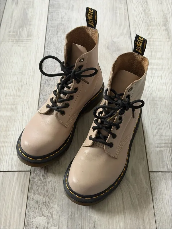 Dr. Martens 1460 Pascal Wanama Leather Grunge Punk Retro Whimsigoth Boots size 6 - Image 4