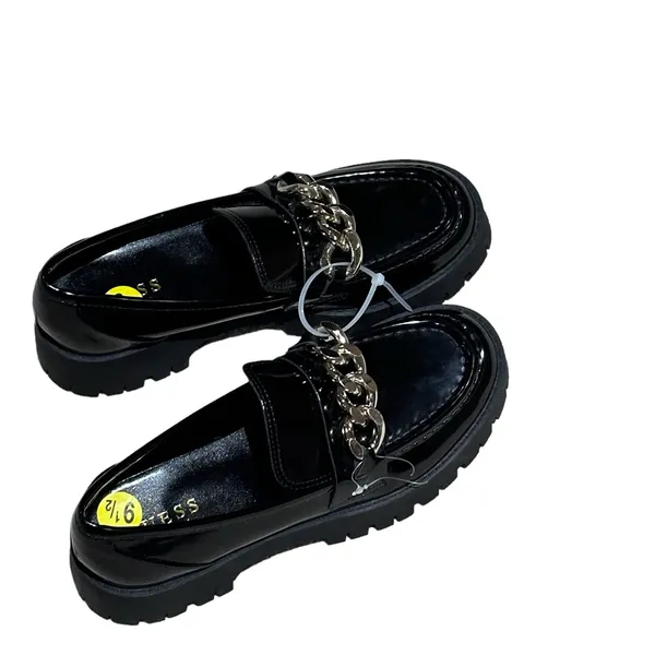 NEW Guess Women's 1.5-Inch Platform Heel Chain Loafers Black - Image 2