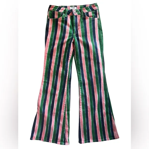 Wrangler Wanderer Mid Rise Bell Bottoms in sandía stripe size 24 - Image 3