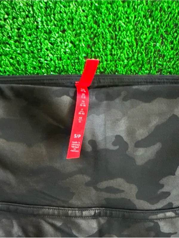 SPANX Black Camo High-Waist Leggings - Image 4