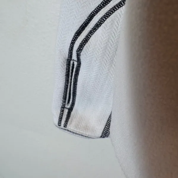 Lululemon Run Bold in the Cold Long-Sleeve Pullover Size 10 in Polar Cream/Black - Image 5