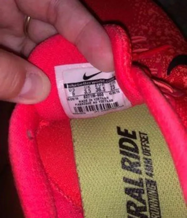 orange/red  shoes - Image 3