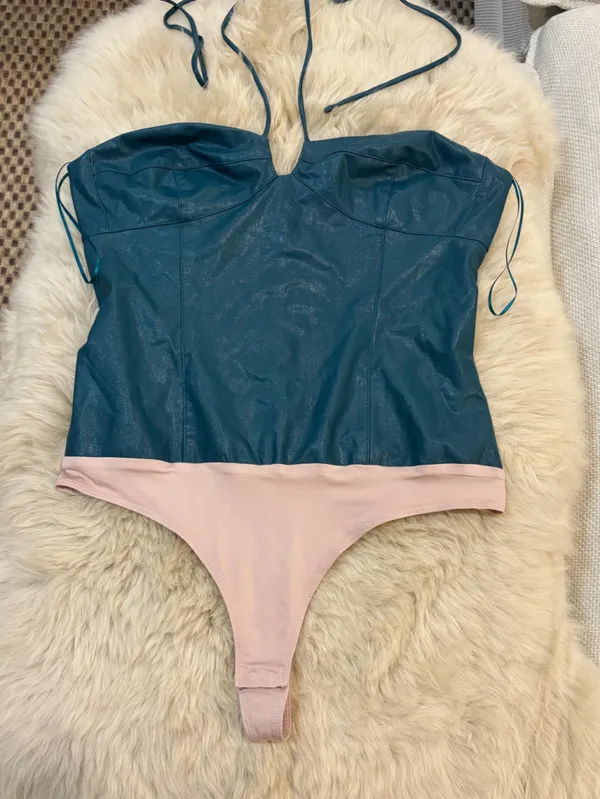 Amanda Uprichard Greca Bodysuit in Pine Faux Leather NWOT size L - Image 4