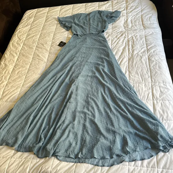 New Lulus Deep in my heart slate blue Swiss Dot cut out maxi dress size small - Image 5