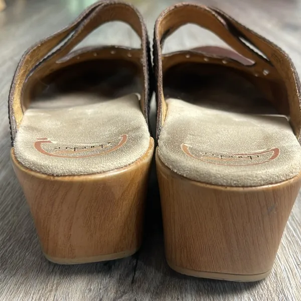 Dansko Leather Clogs Size 39 (US 9) - Image 4