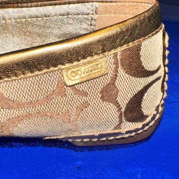 Coach Sheila Signature C Loafers 7.5 Preppy Quiet Luxury Cottagecore Workwear - Image 8