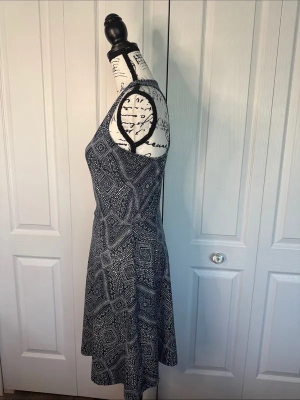 H&M Black and White Geometric A-Line Midi Dress - Image 2