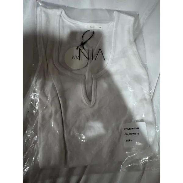 NIA The Brand Essential Hacci Tank White Ribbed Notched Crop‎ Top Large NWT - Image 5