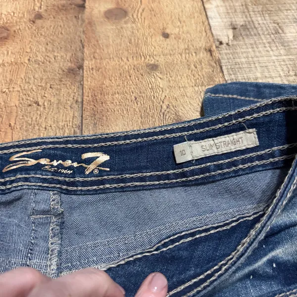 Seven7 Women's Medium Wash Denim Slim Straight Jeans Sz 10 Slight Distress - Image 3