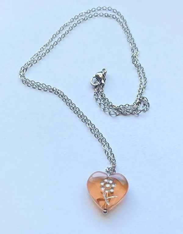 Handmade quality Czech glass heart flower unique fairy romance cottage chic style necklace💐🩷 - Image 6