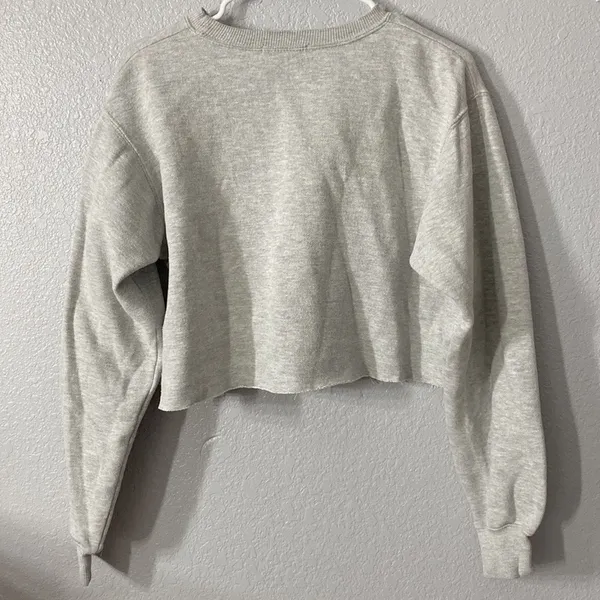 Brandy Melville New York Gray Crewneck Crop Sweater - Image 8
