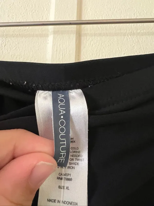 Aqua Couture Black Swim Skirt Woman’s Size XL - Image 6
