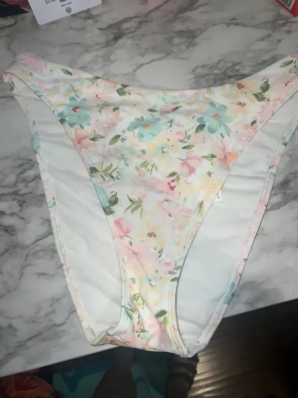 Abercrombie Floral Bikini Set - Image 2