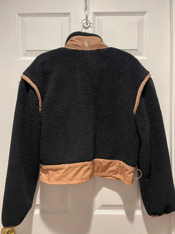 FP Movement Fleece Black and Peach Bark - Image 4