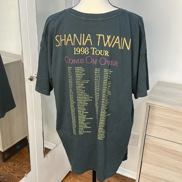 NWOT Shania Twain Come On Over 1988 Tour Merch Tee in Vintage Black DAYDREAMER - Image 8