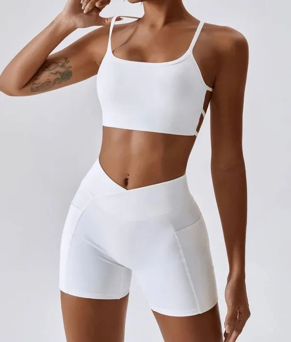 Amazon sports bra and shorts workout set - Image 2