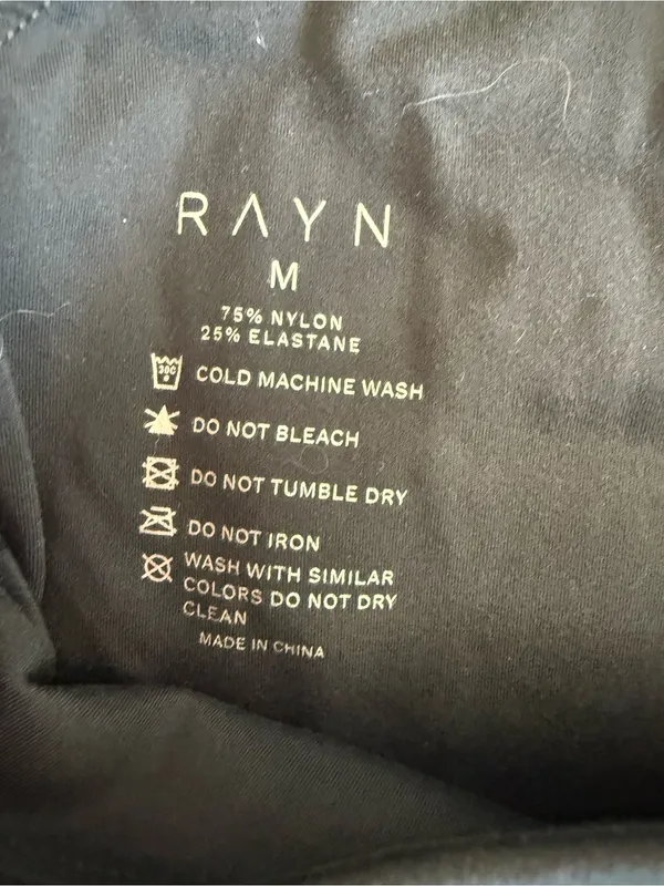 RAYN Halter Crop Top Black Medium NWT - Image 6