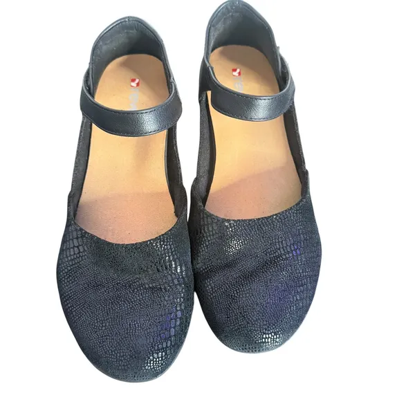Revere Osaka Mary Jane Comfort Shoes Black Leather Strap Reptile Print 7.5 Wide‎ - Image 3