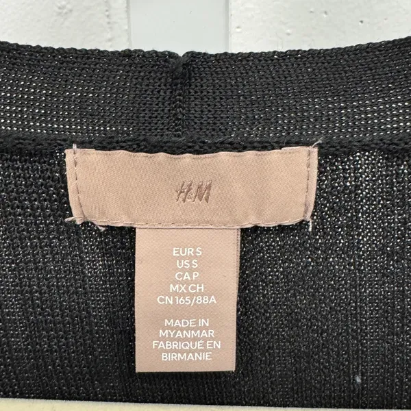 H&M Ribbed Knit V-Neck Button Front Cardigan‎ Sweater Small Black Casual - Image 7