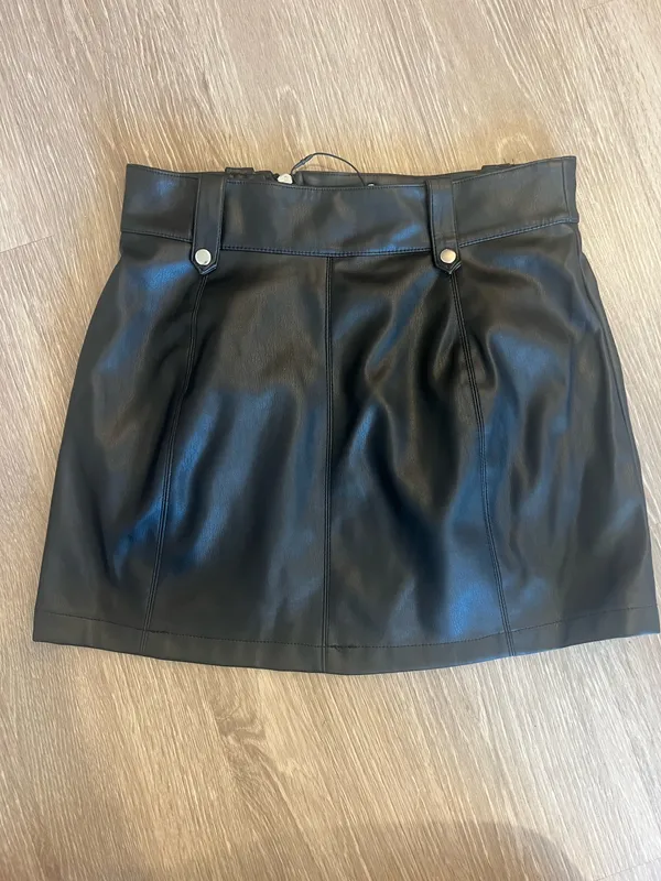 Zara moto faux leather skirt - Image 2