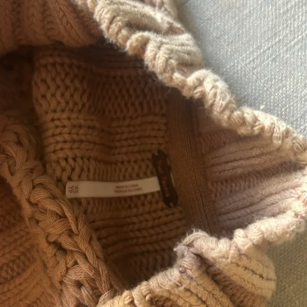 Free People Chunky Knit Turtle‎ Neck Cropped Sweater Size Small - Image 6