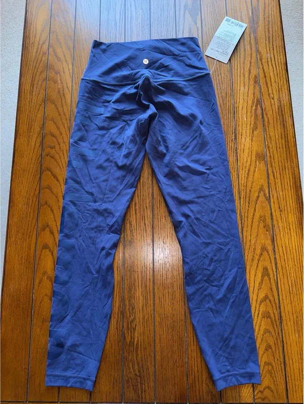 Lululemon Align High Rise 25” Graphic, Night Sea Size 6 NWT - Image 3