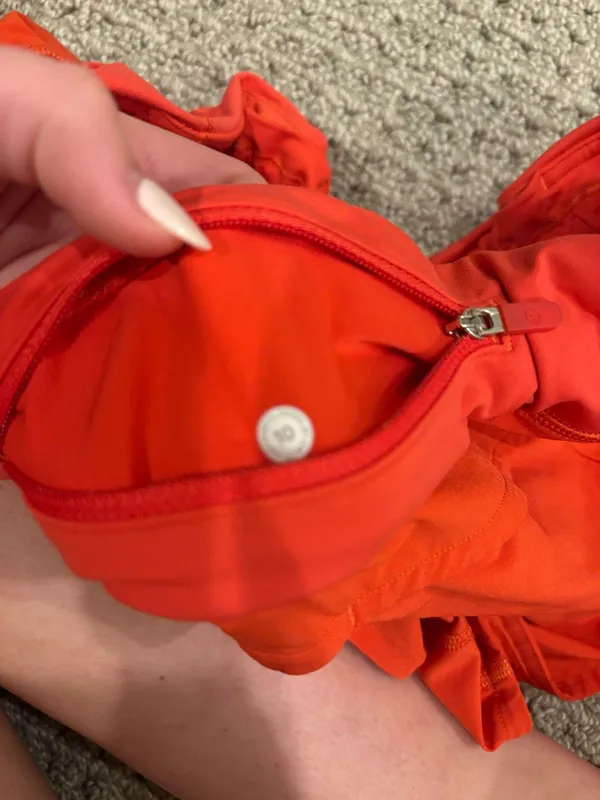 Lululemon Shorts 2.5" Speed Up Low-Rise - Image 3